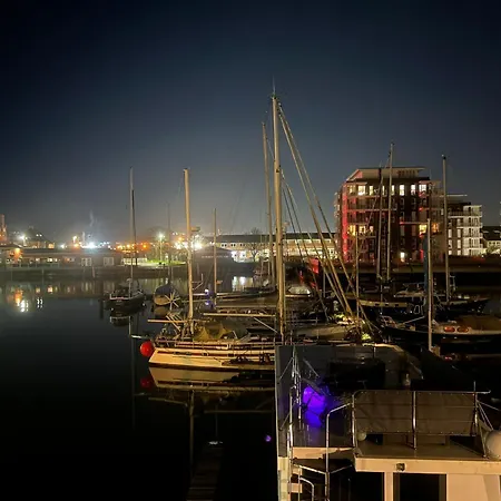 Schleusenglueck * Cuxhaven